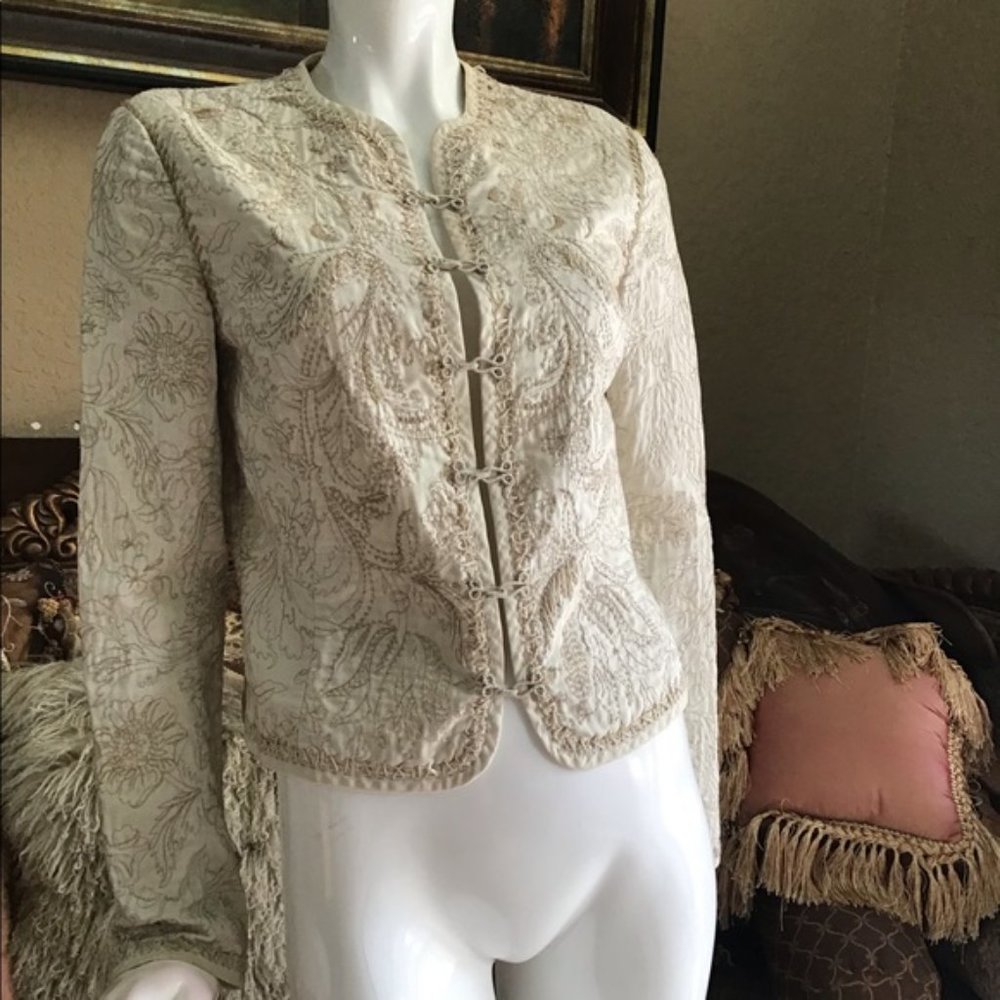 New Elie Tahari hand embroidered elegant mandarin collar cropped blazer jacket
